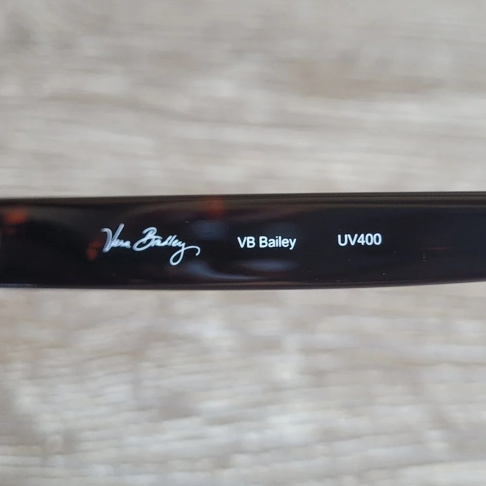 VERA BRADLEY Painted Feathers Sunglasses One Size